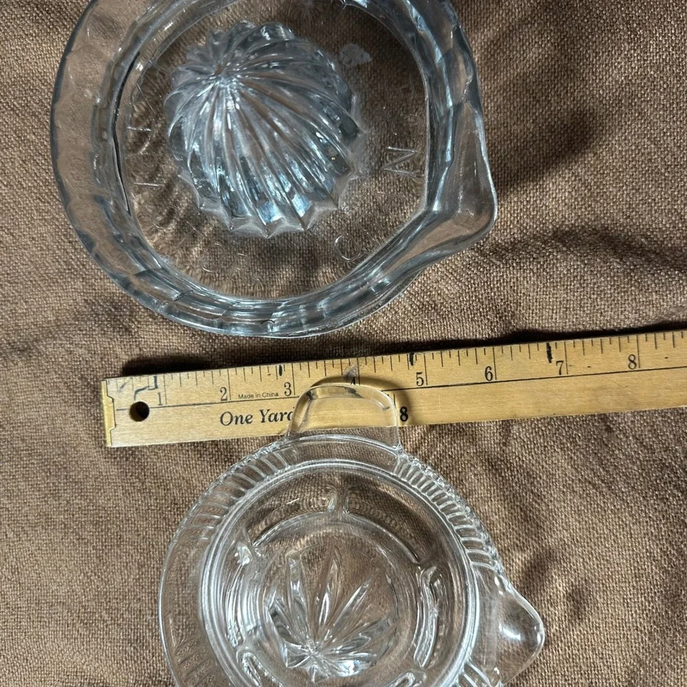 Vintage Glass Citrus Juicer Extractor Set 2pc Clear Excellent Retro Kitchenware